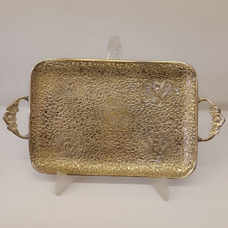 سینی مستطیل طرح طاووس دسته دار و پایه دار سایز کوچک برنجی