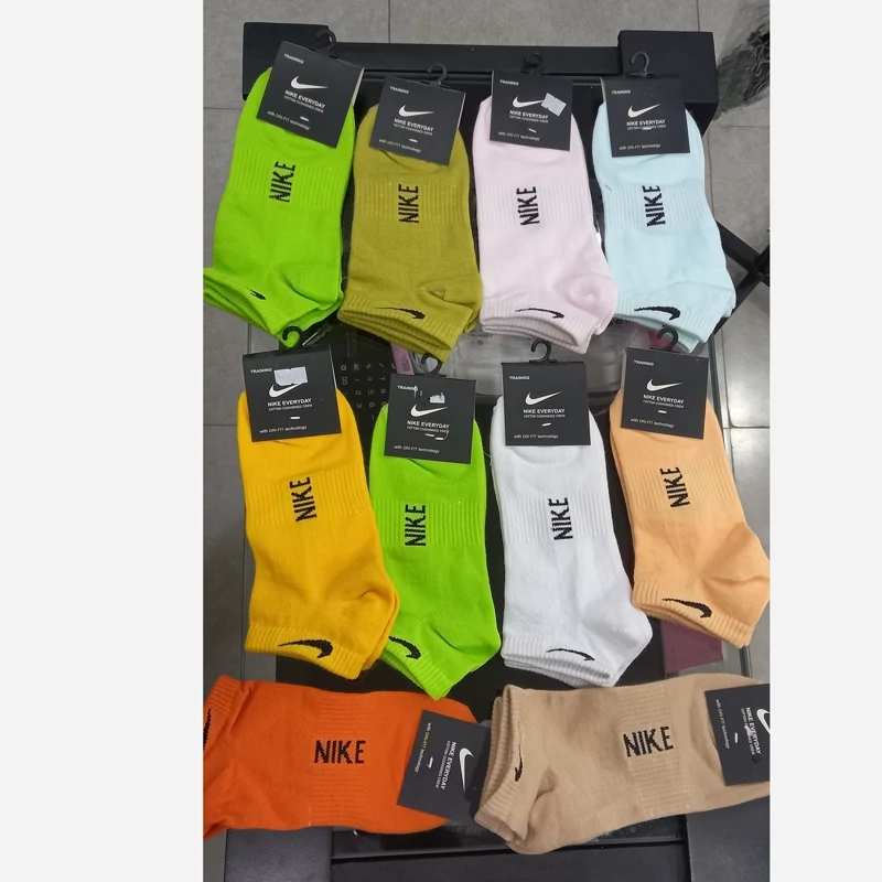 جوراب نایک ساقدار پنبه جوراب نایک دو رنگ جوراب ورزشی کش انگلیسی سایز 44 تا 36 