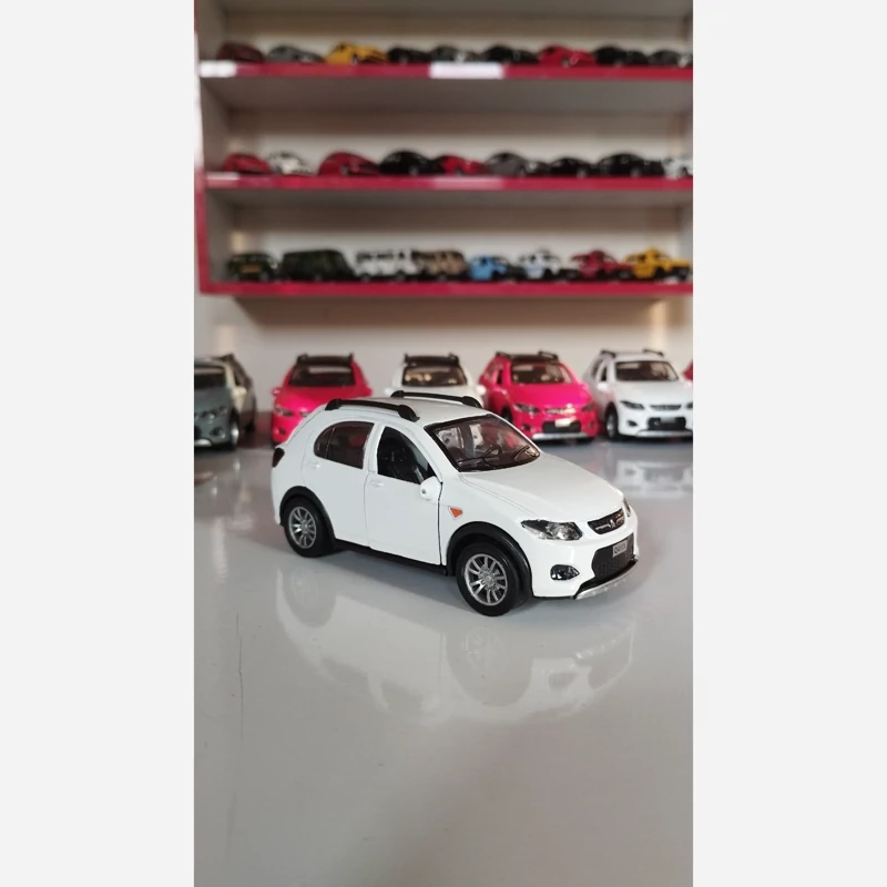 ماکت کوییک فلزی درجه1 وارداتی به همراه جعبه کادویی