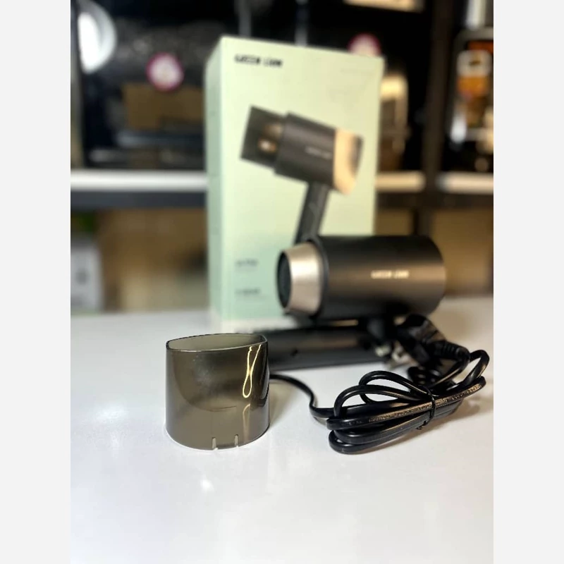 سشوار تاشو گرین لاین Green Lion کمصدا 1200 وات 3 حالت تنظیم باد و دما مناسب سفر