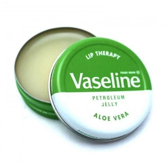 بالم لب وازلین فلزی اورجینال لهستانی (Vaseline) مدل آلوئه ورا (Aloe Vera) - وزن 20 گرم درمان خشکی لب و ترک لب 