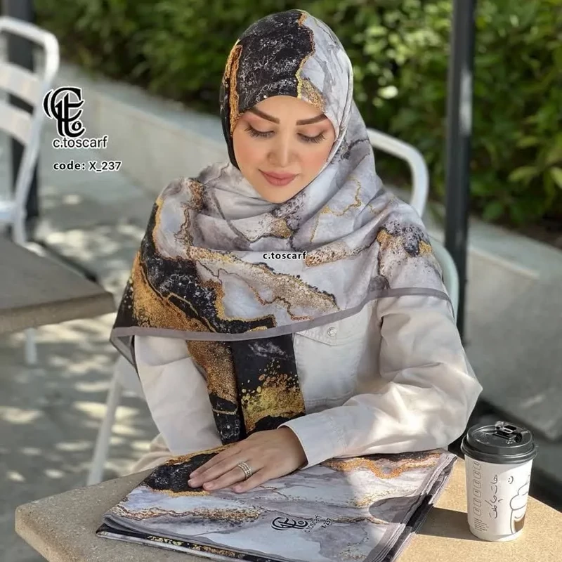 روسری طرح رزین سرخابی مشکی نخ کاستوم سیتو ایستادگی عالی