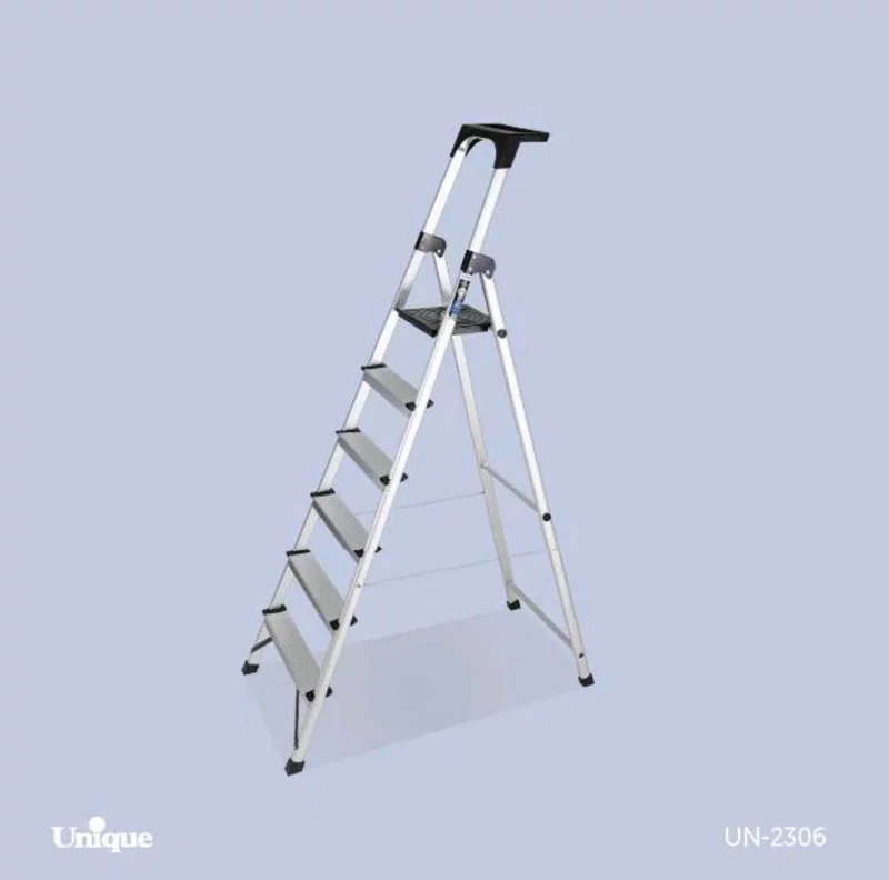 نردبان 6پله آلومینیومی یونیک کد UN-2306 (پس کرایه)