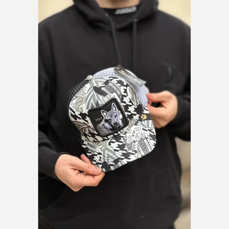 کلاه گورین lone wolf چهارخانه