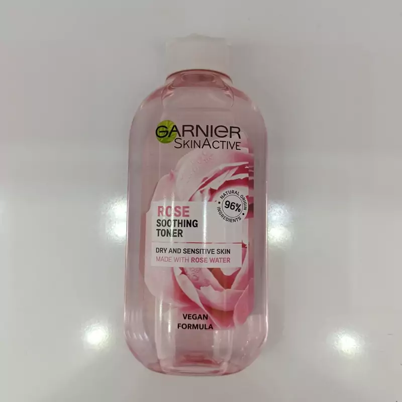تونر گیاهی و آرامش بخش پاک کننده صورت حاوی عصاره گل رز گارنیر Garnier Face Toner Rose For Dry And Sensitive Skin 200ml