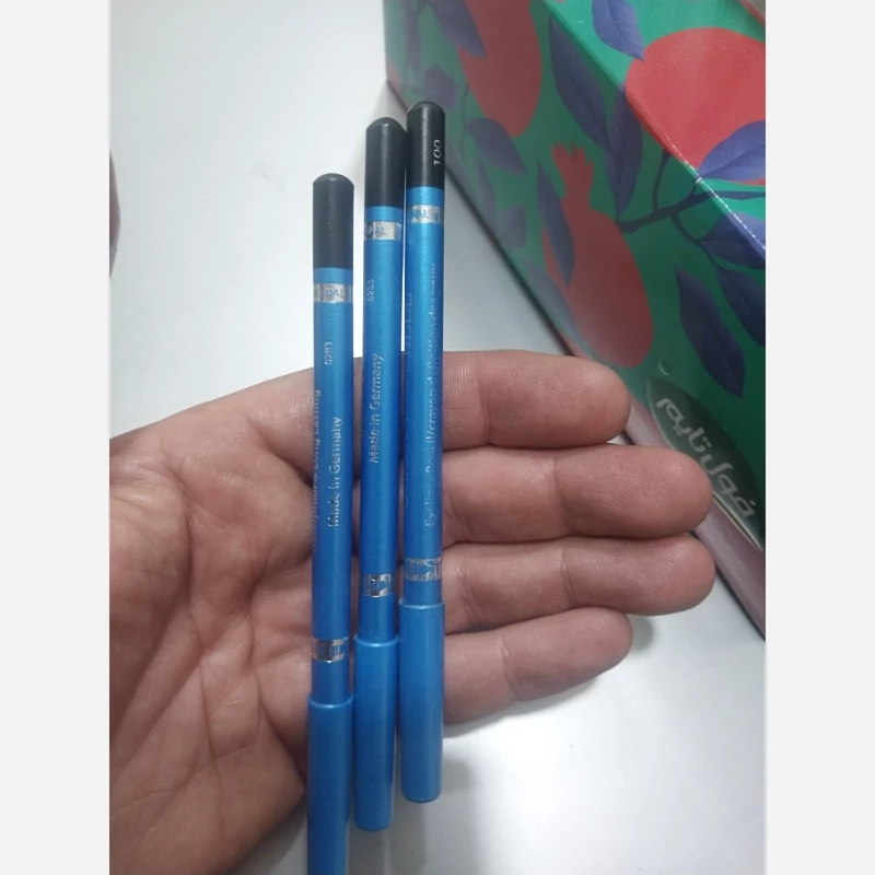 مداد چشم مشکی بلBell eye pencil