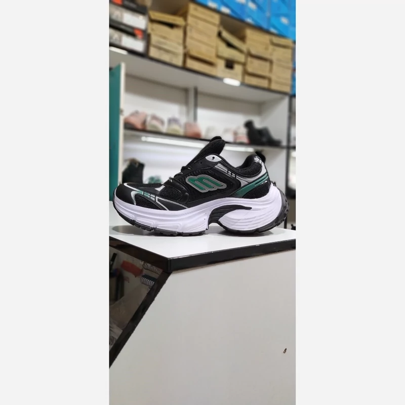 کتونی بالنسیاگا 10 ایکس ال(Balenciaga 10xl) مردانه و پسرانه،سفید