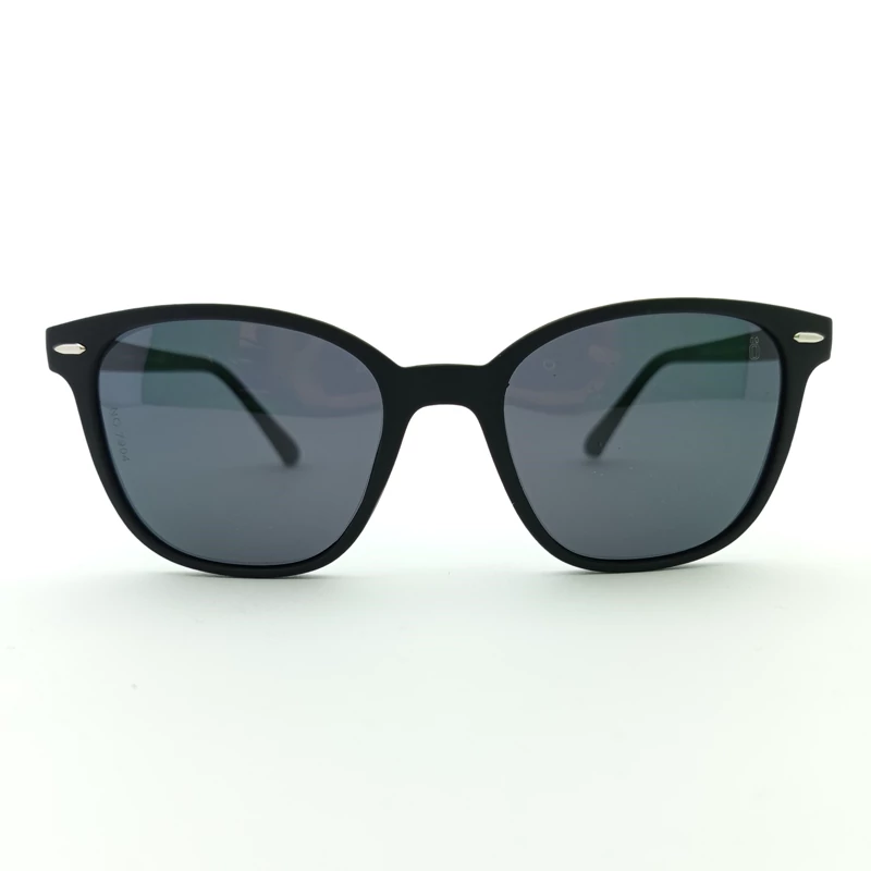 عینک ریبن خلبانی شیشه سنگ پلاریزه سبز با فریم نقره ای به همراه پک کامل ریبن کد Rayban RB 3026