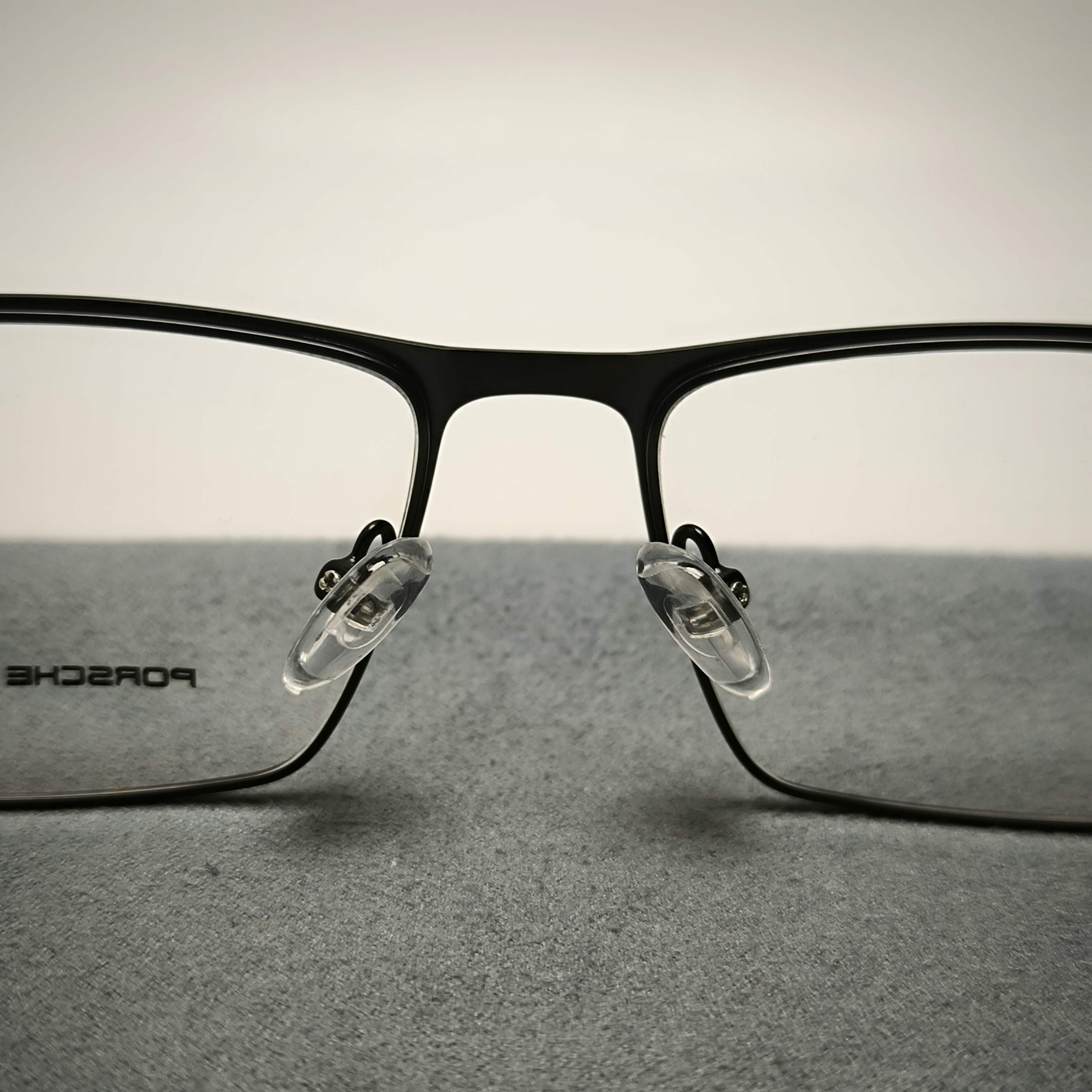 عینک طبی فلزی مردانه PORSCHE DESIGN کد 8620