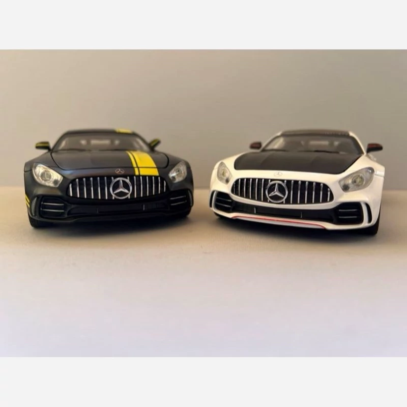 ماکت ماشین فلزی اسپرت BENZ AMG GT قابلیت دودزا با منبع آب، چراغدار، موزیکال، فرمانپذیری چرخهای جلو، عقبکش، باتری قلمی...