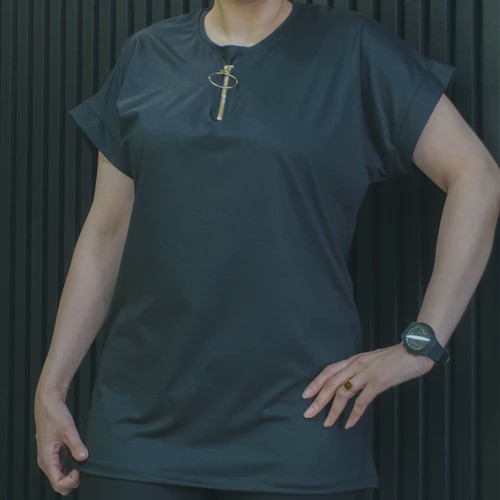 زیرسارافون مشکی زیپ دار زنانه مدل آستین حلقه با قد 70 سانتی متر و پارچه راحت