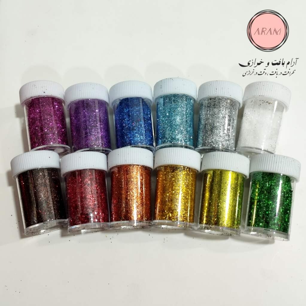 اکریل ریز داخل قوطی درب دار رنگ بندی (رنگ قرمز دارای درب نمکپاش)