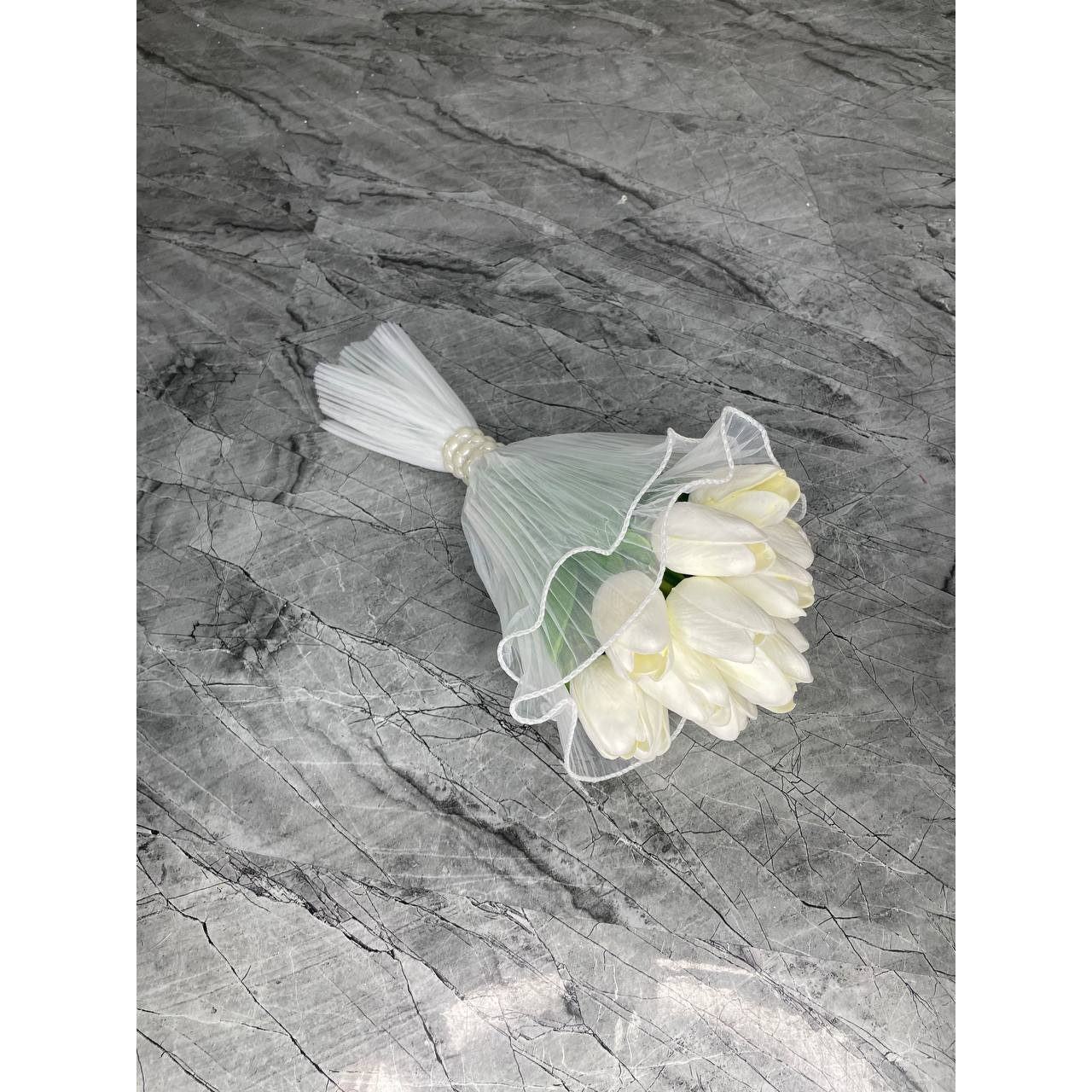 دسته گل لاله لمسی 15 شاخه