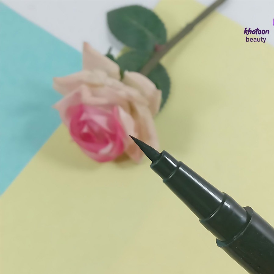 خط چشم ماژیکی