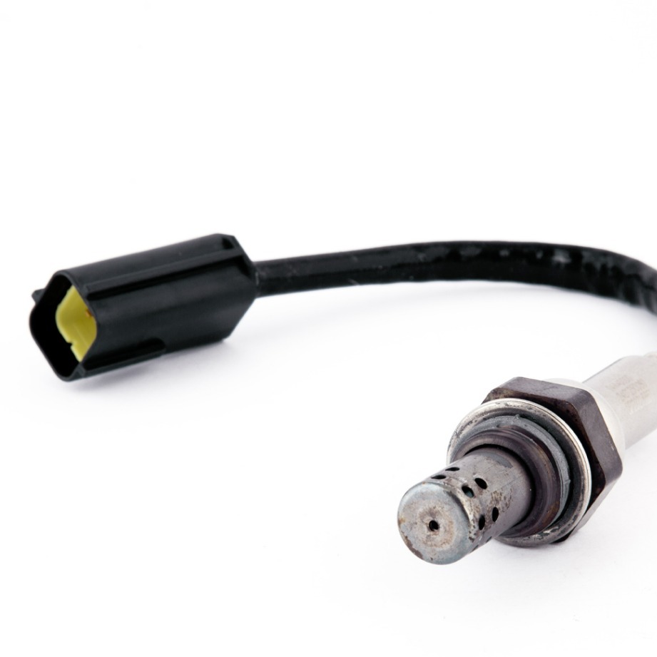 سنسور اکسیژن بالا کوتاه -سوکت زیمنس- پراید - X100 برند SSAT (KESENS)