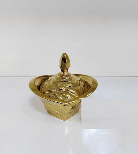 قندان بوگاتی (پست پیشتاز پس کرایه)