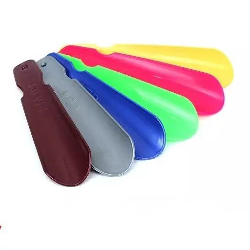پاشنه کش 15سانتی پلاستیکی (ارسال پس کرایه)