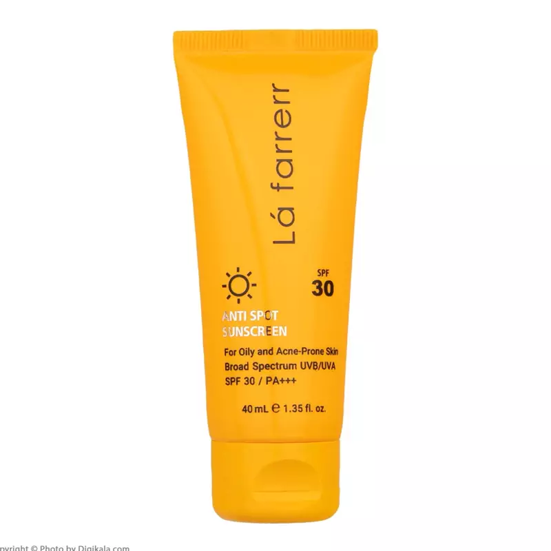 کرم ضدآفتاب و ضد لک بی رنگ لافارر مدل SPF 50 پوست های چرب و خشک حجم 40 میلی لیتر اورجینال
