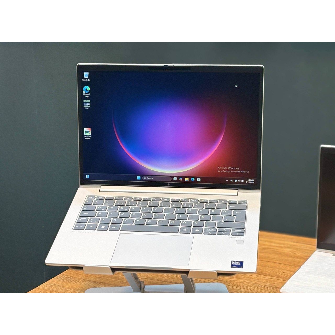 لپتاپ HP elite book 640 G11 ultra7-155U 16gb ddr4 512gb ssd Intel (R) NPU 14 inch WUXGA