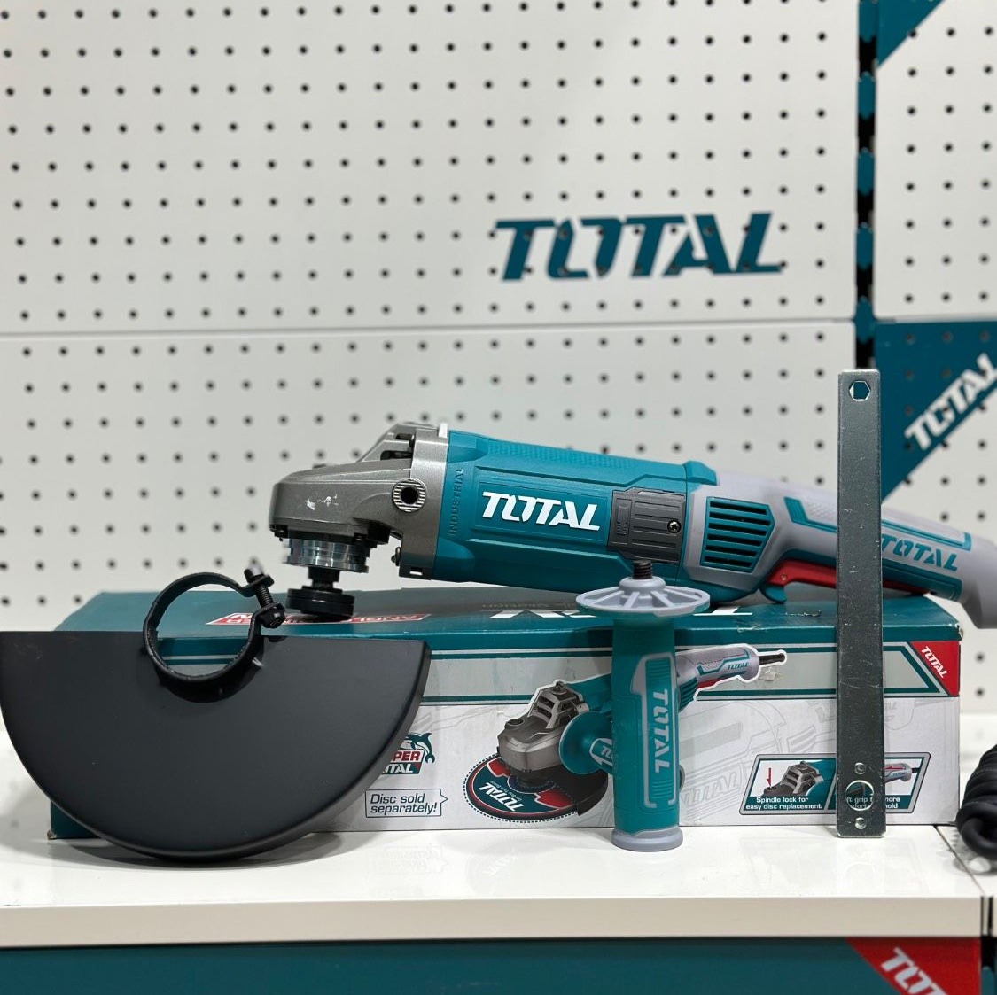 فرز بزرگ 2200 وات توتال مدل TG12223026