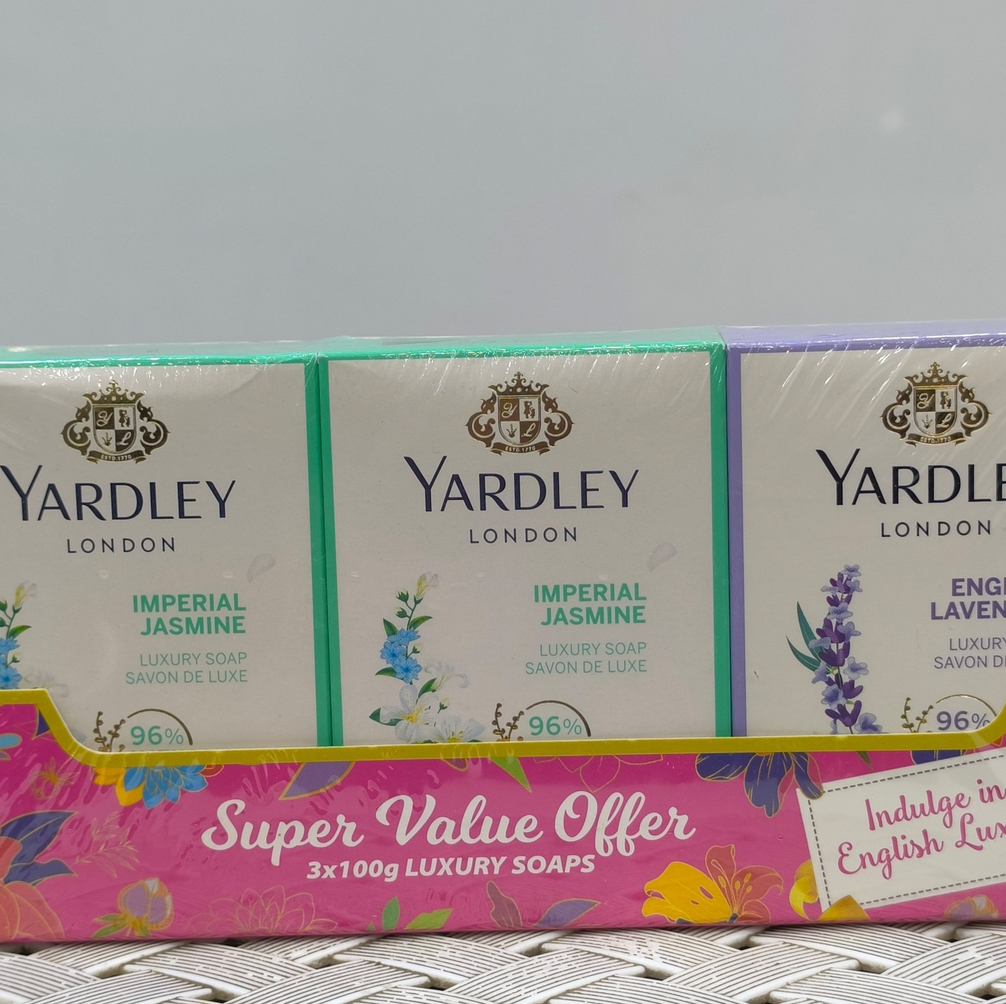 Yardley London ست صابون 3 عددی 100 گرمی با رایحه یاس و اسطوخودوس