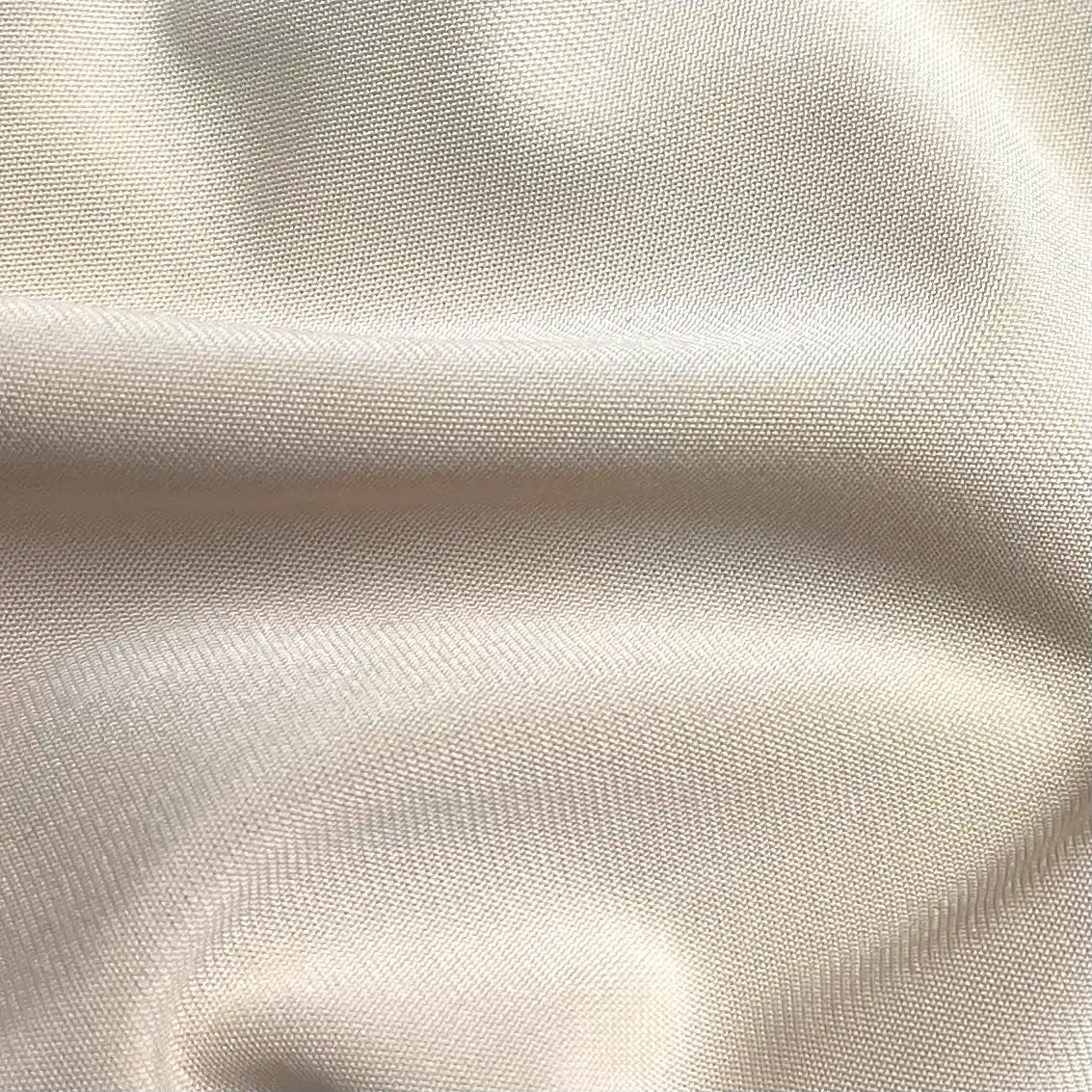 پارچه ریون کرم