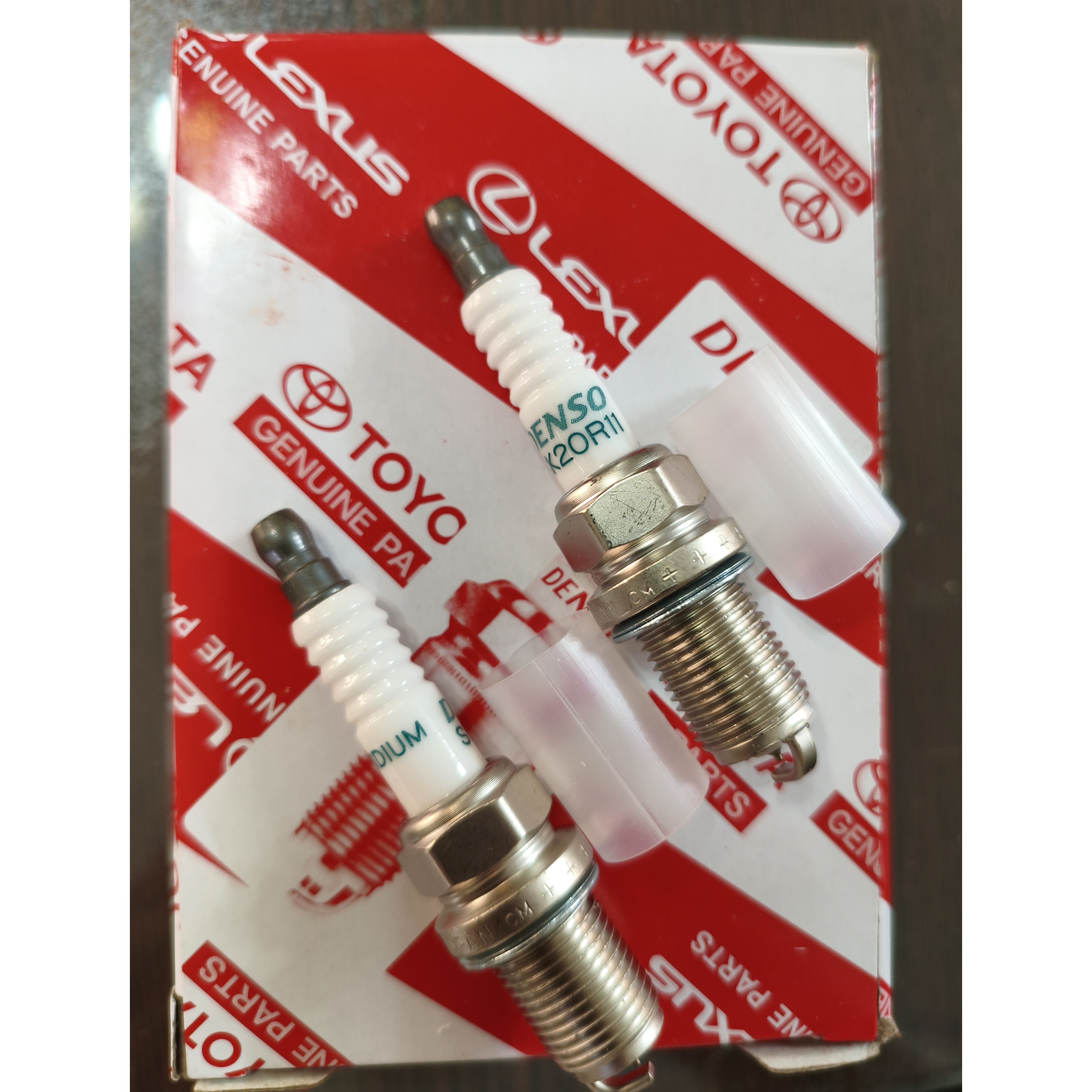شمع تویوتا کد 01210-90919 طرح اصلی درجه 1