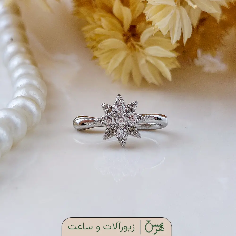پیرسینگ فیک بینی استیل مدل گل نرگس بزرگ