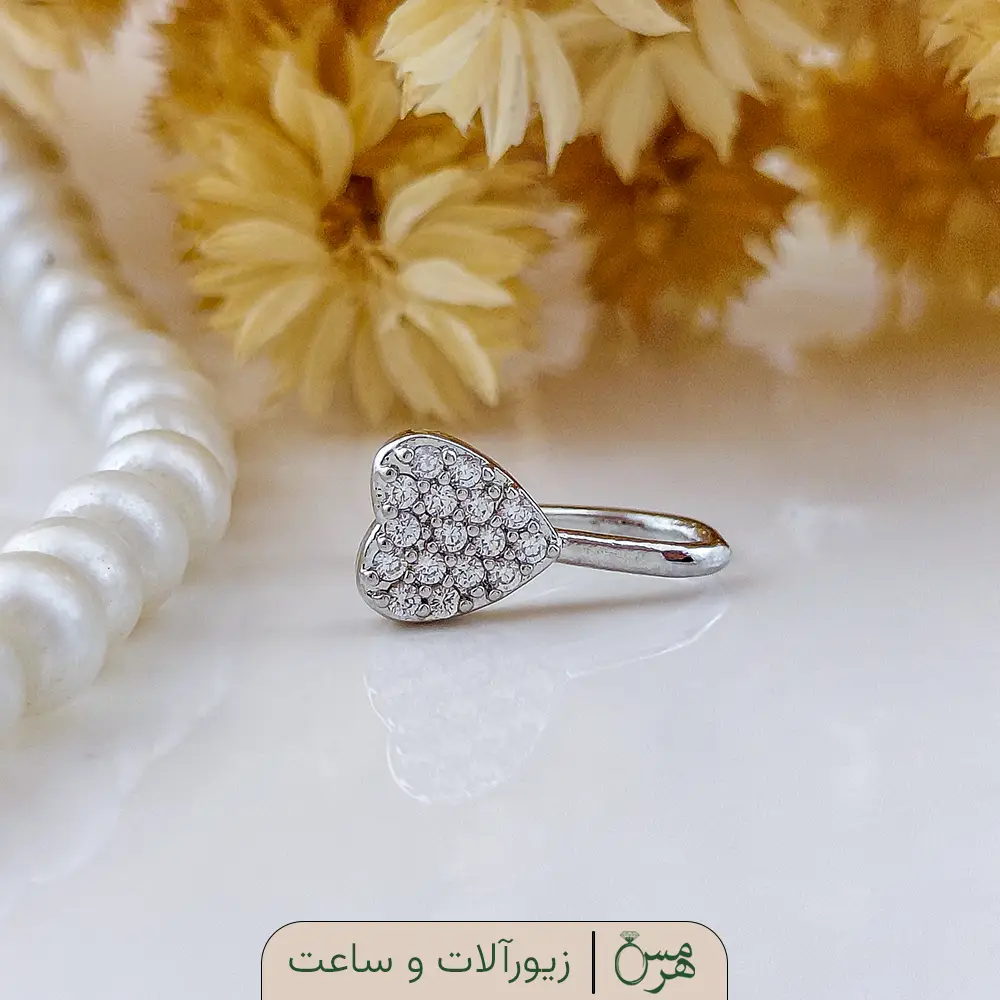 پیرسینگ فیک بینی استیل مدل قلب نگینی