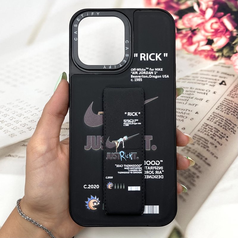 قاب گوشی iPhone 14 Pro Max آیفون Casetify استند شو اسپرت لنز برجسته طرح نایک مشکی کد 402799
