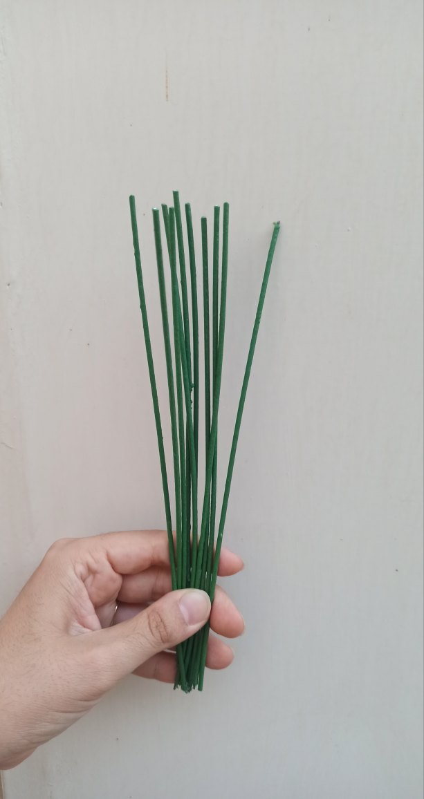ساقه گل مصنوعی 25 سانتی 10 عددی سیم گلسازی