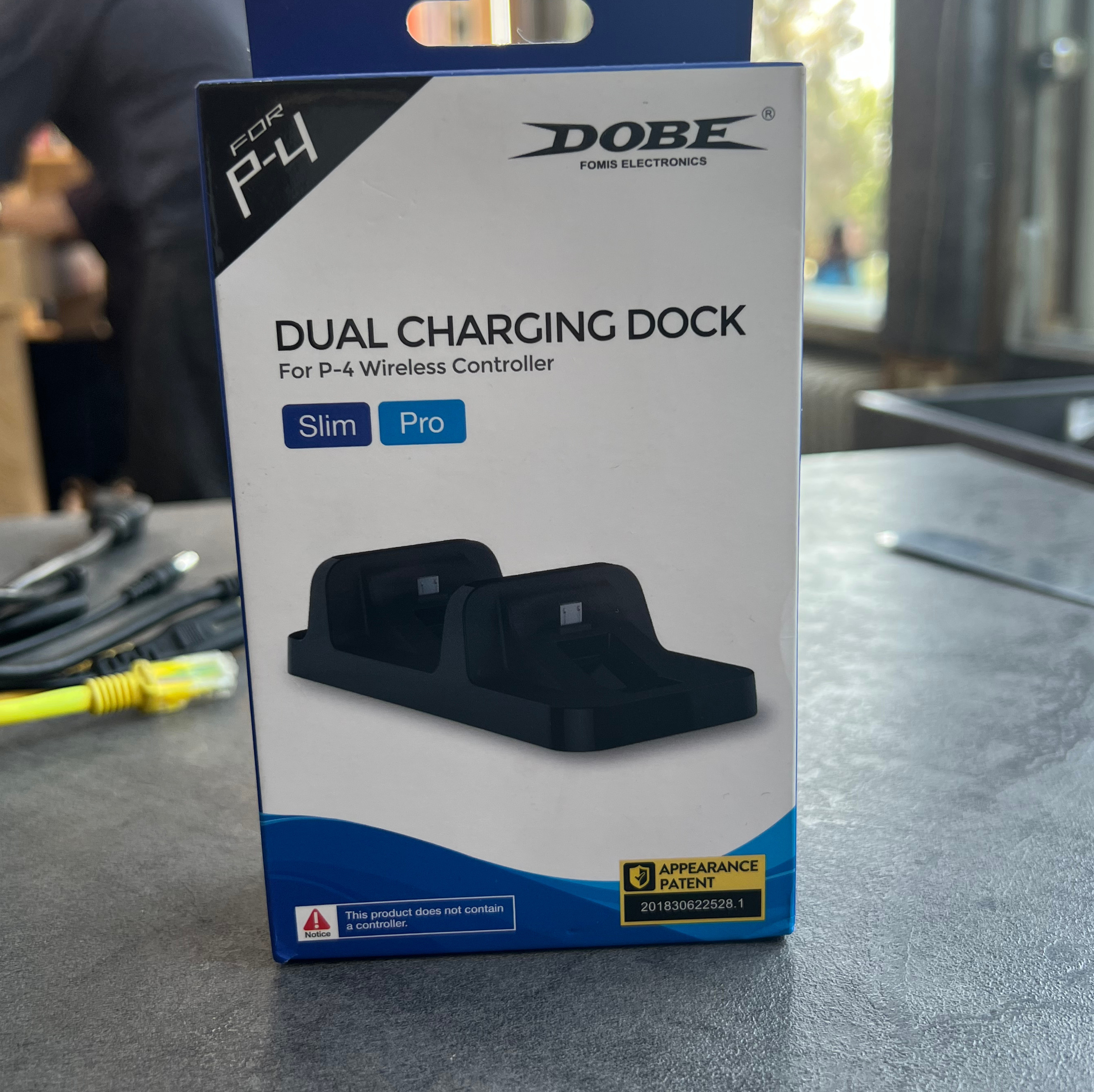 پایه شارژ دسته بازی ps4 برند dobe