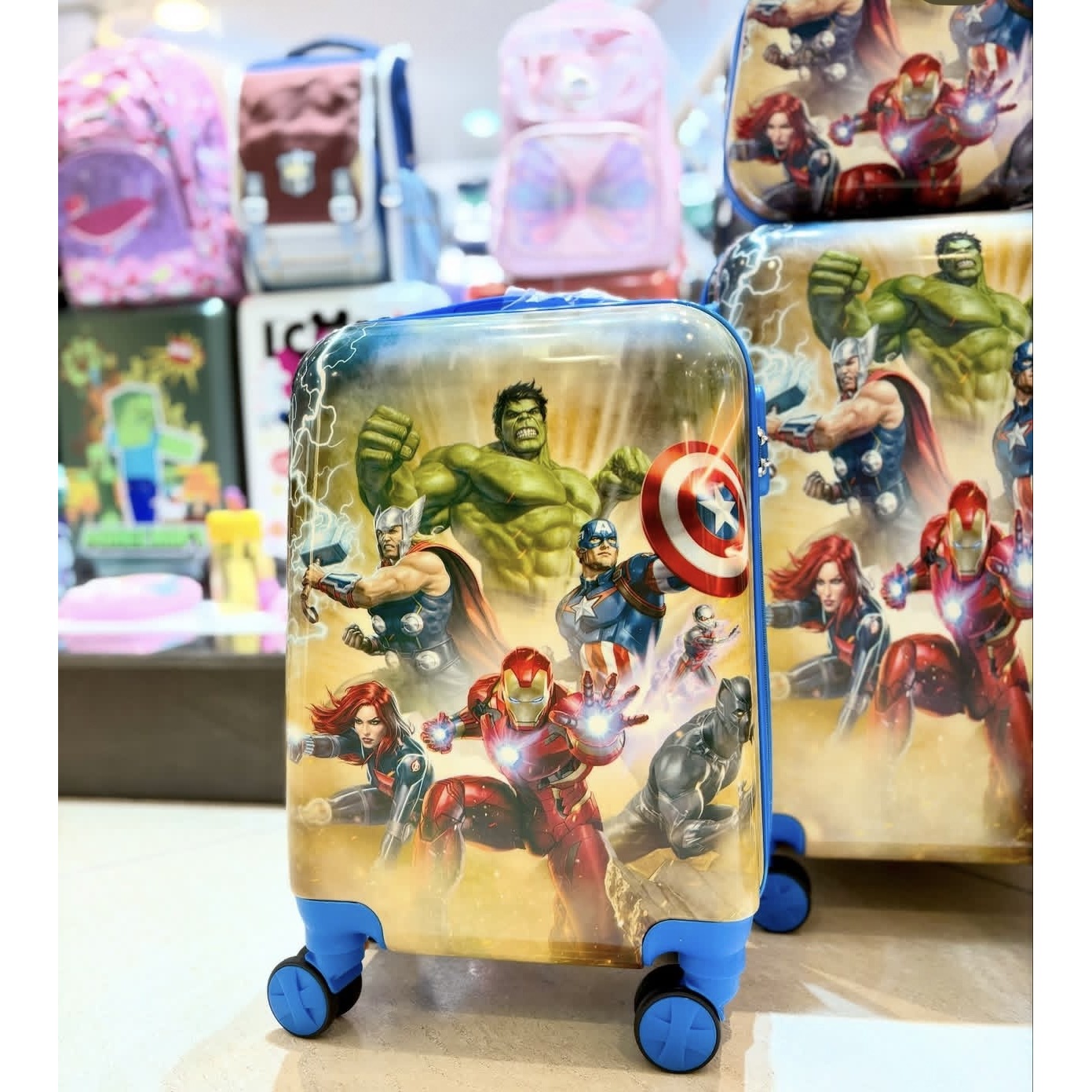 چمدان کودک پسرانه انتقام جویان (avengers) در 2 سایز 18-22