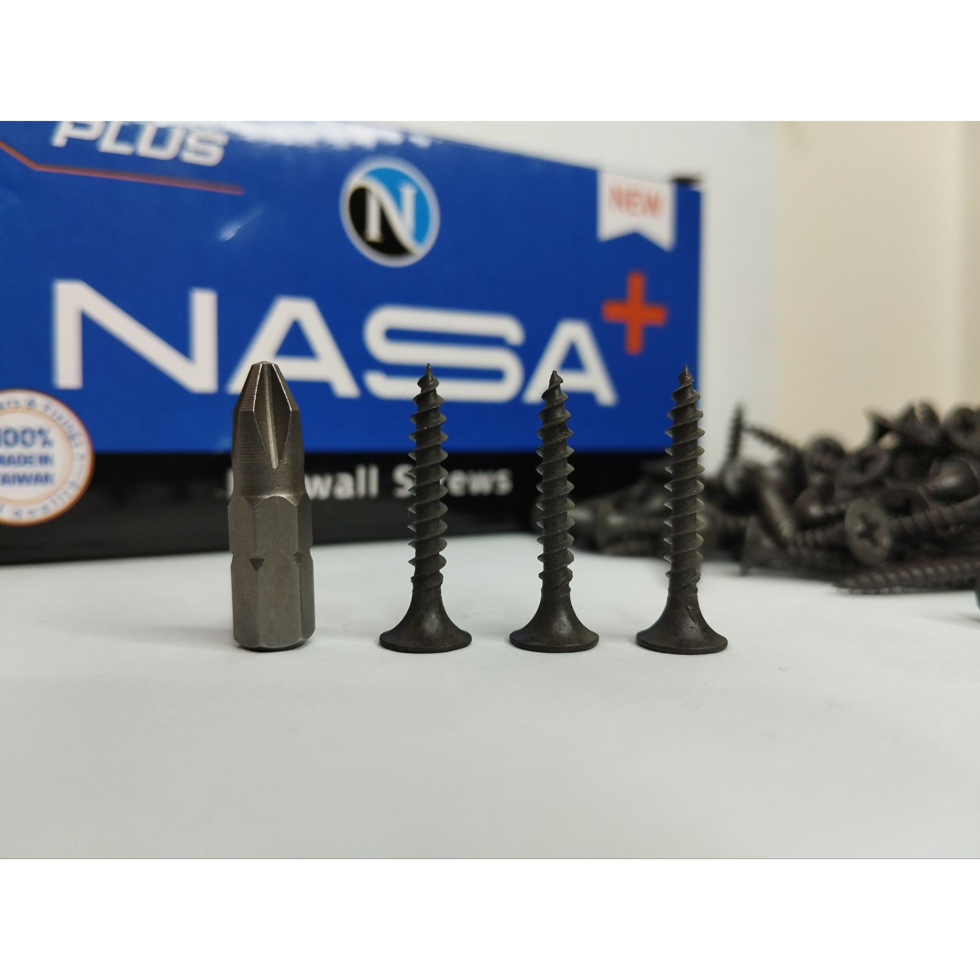 پیچ پانل 2.5 نوک تیز ناساپلاس nasa
