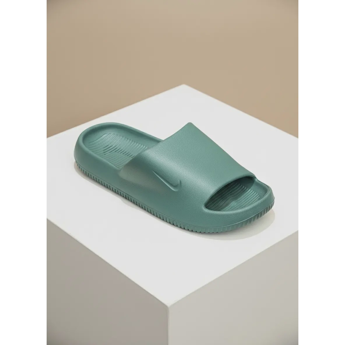 دمپایی مردانه نایکی NIKE وارداتی رویه ساده کف EVA رنگ سبز