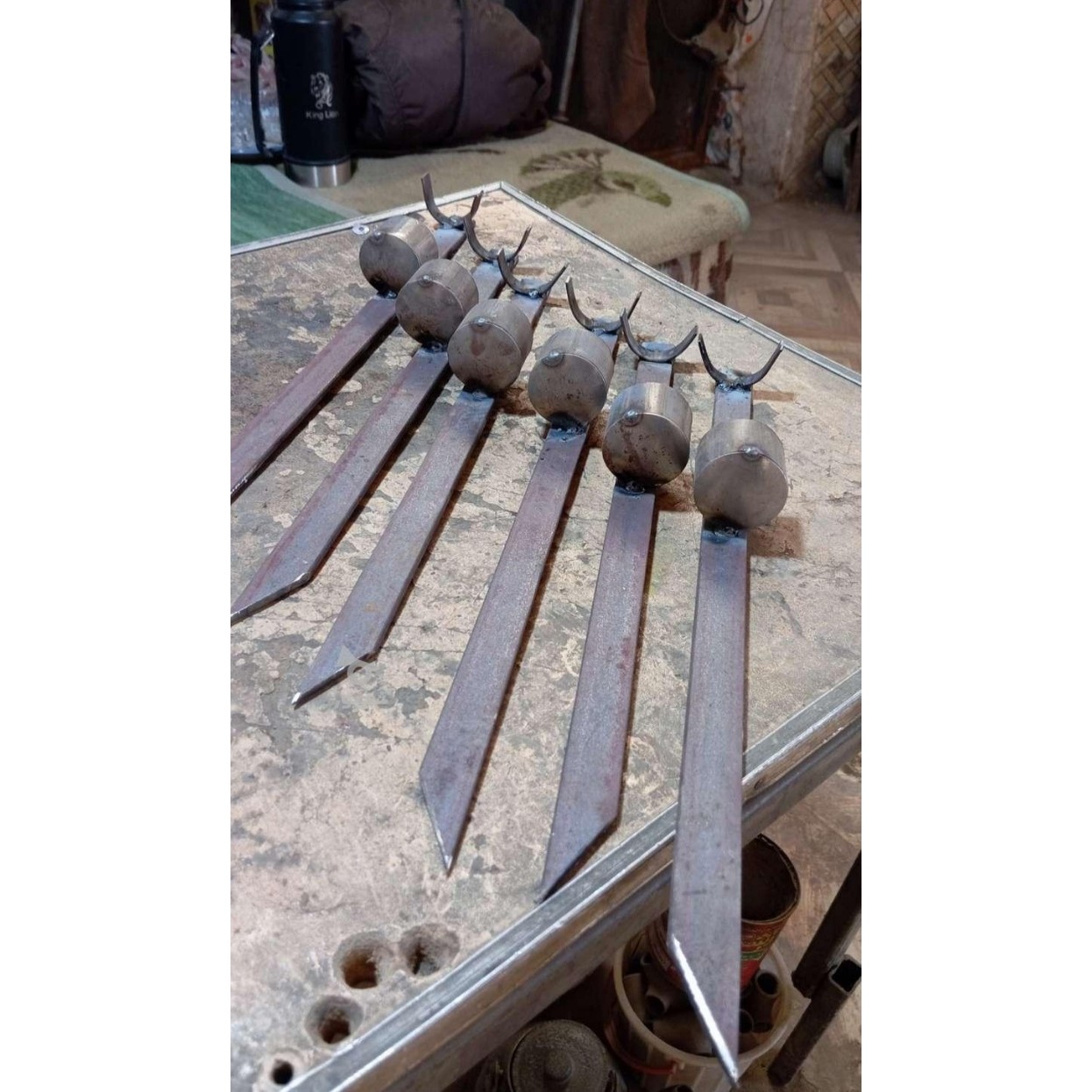 پایه لانسر فلزی ماهیگیری ( پس کرایه ) 