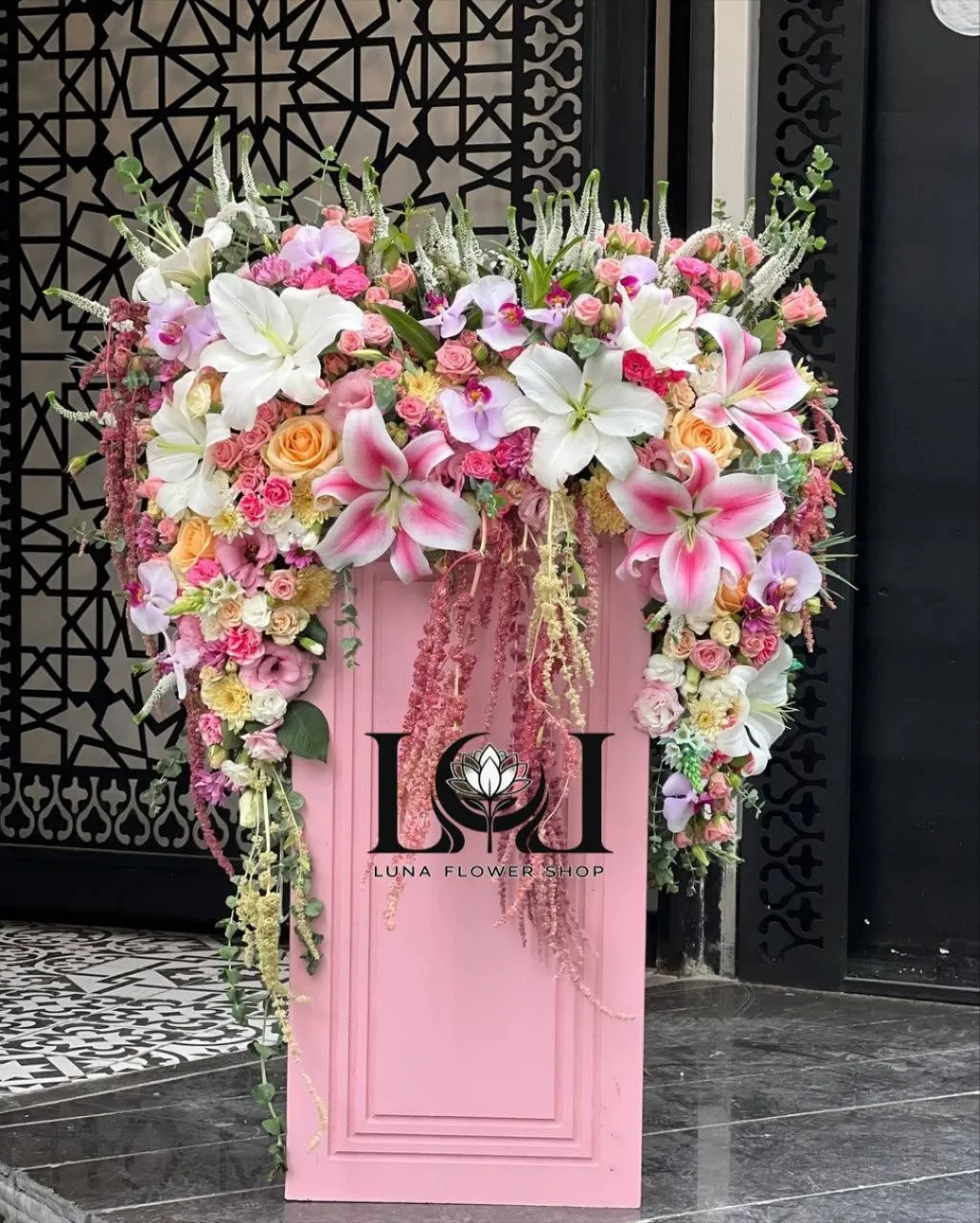 باکس گل طبیعی لیلیوم BL198