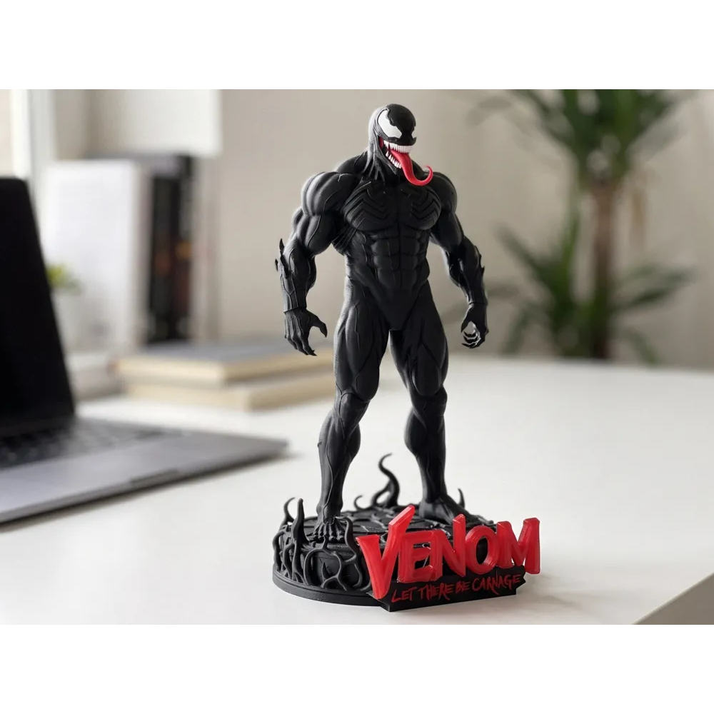 فیگور سیمبیوت ونوم با پایه نمایشی Venom Symbiote Figure