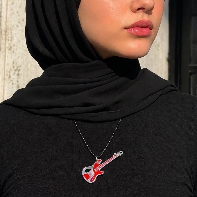 گردنبند گیتار استیل 