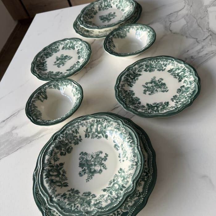 سرویس غذاخوری 24 پارچه طرح VELOUR برند KOSAVA