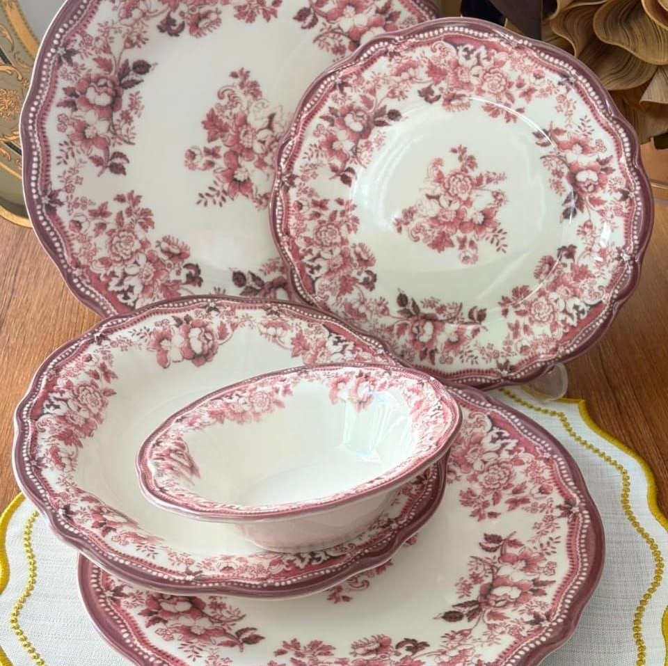 سرویس غذاخوری 24 پارچه طرح VELOUR برند KOSAVA