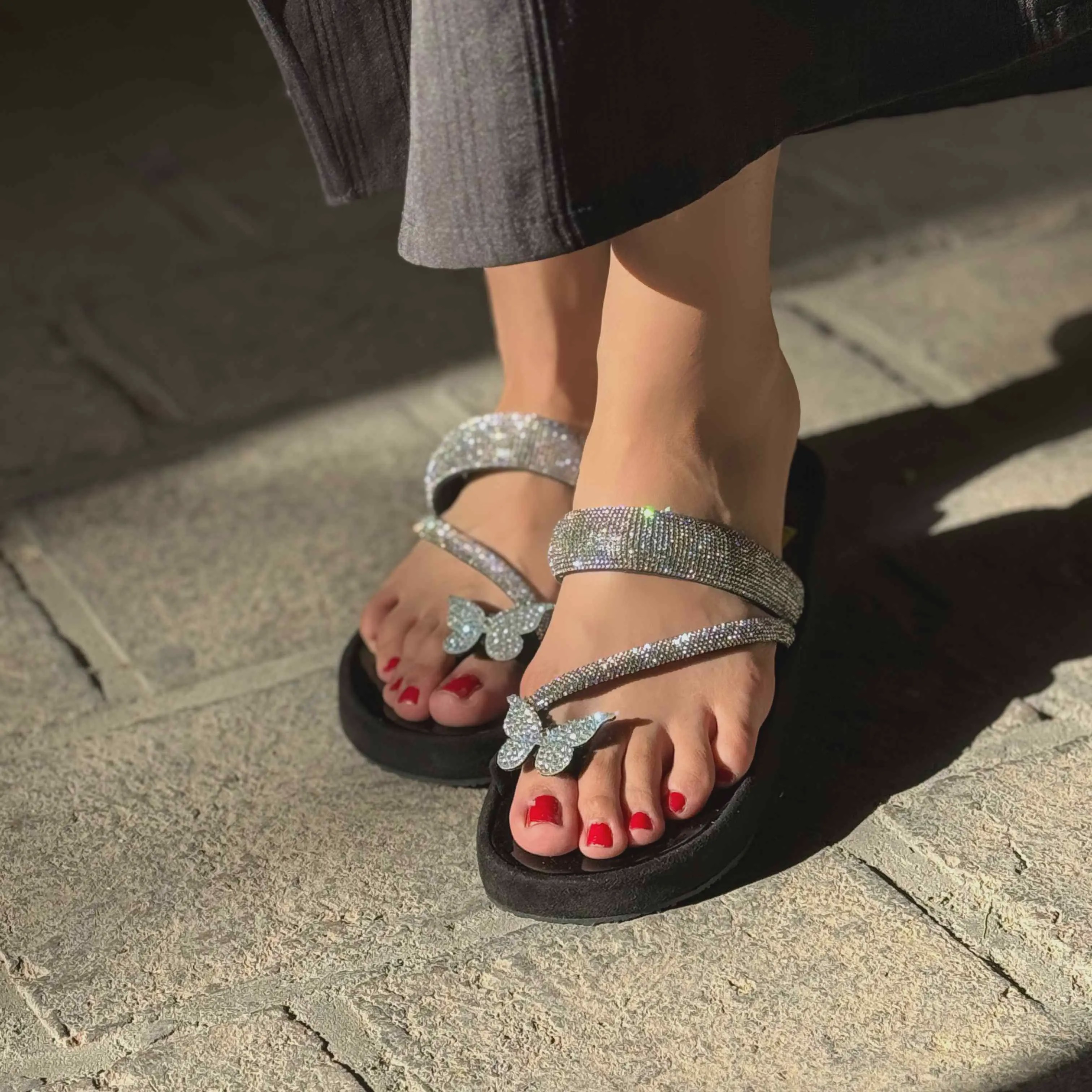 ماتاحلار صندل انگشتی زنانه مجلسی نگین دار پروانه