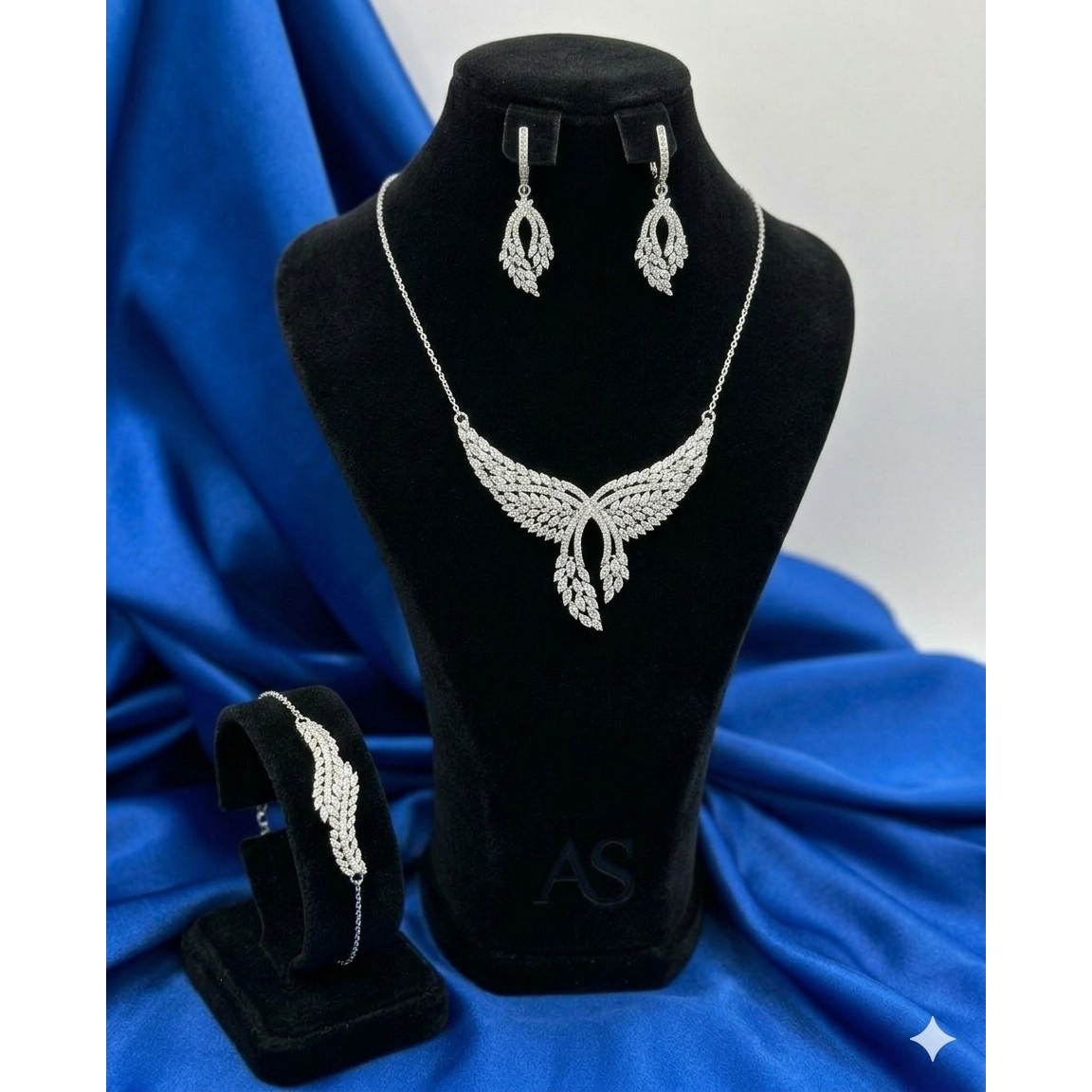 سرویس نقره جواهری نگین برلیان و مارکیز کد AS1116