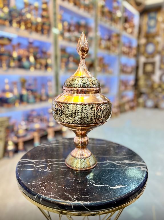شکلات خوری پایه دار 37 cm مس و خاتم سیم برنجی