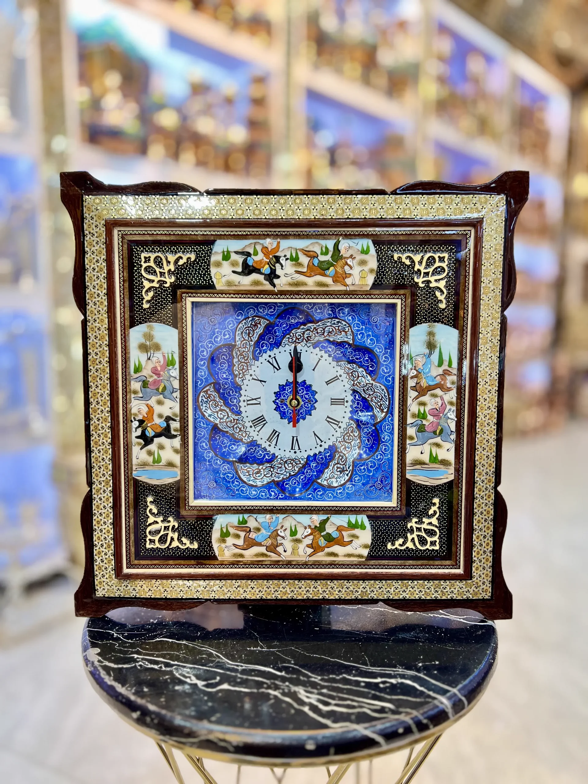 ساعت چهار گوش خاتم و مینا همراه با نقاشی چوگان برجسته سایز 40*40