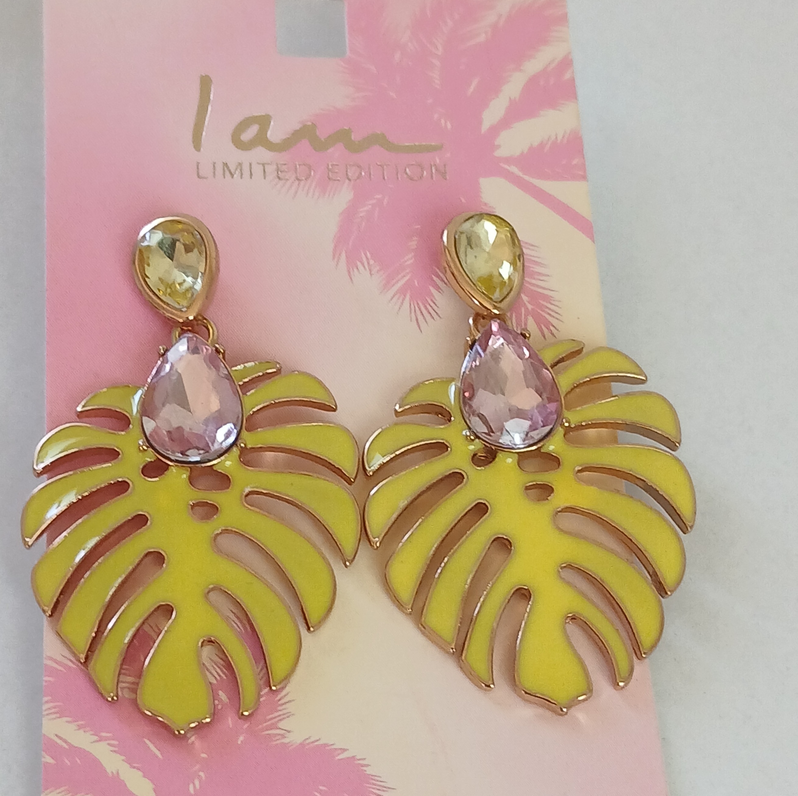 گوشواره طرح برگ
