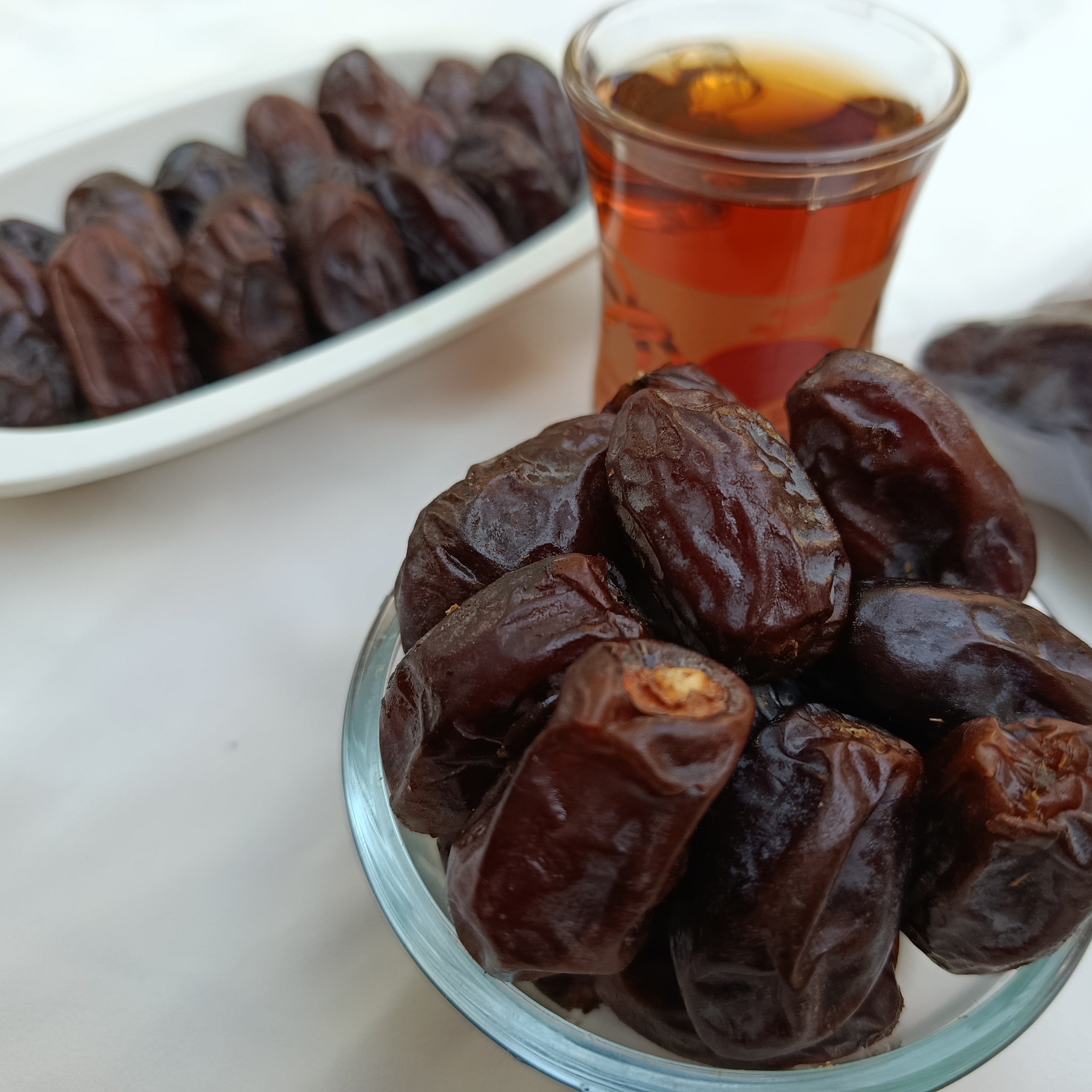 خرما خنیزی امسالی 8کیلویی ارسال رایگان درجه 1
