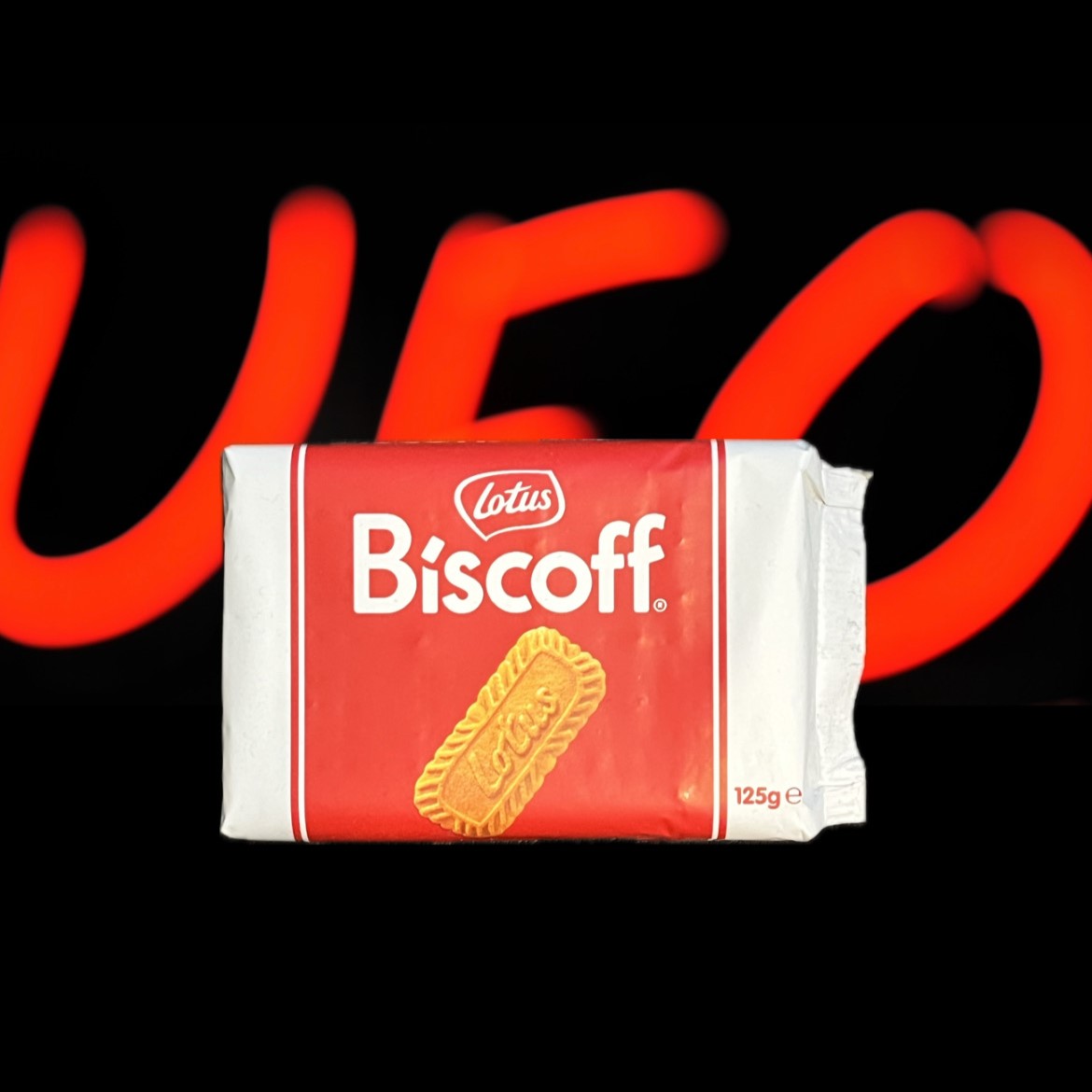 بیسکوییت لوتوس(biscoff)