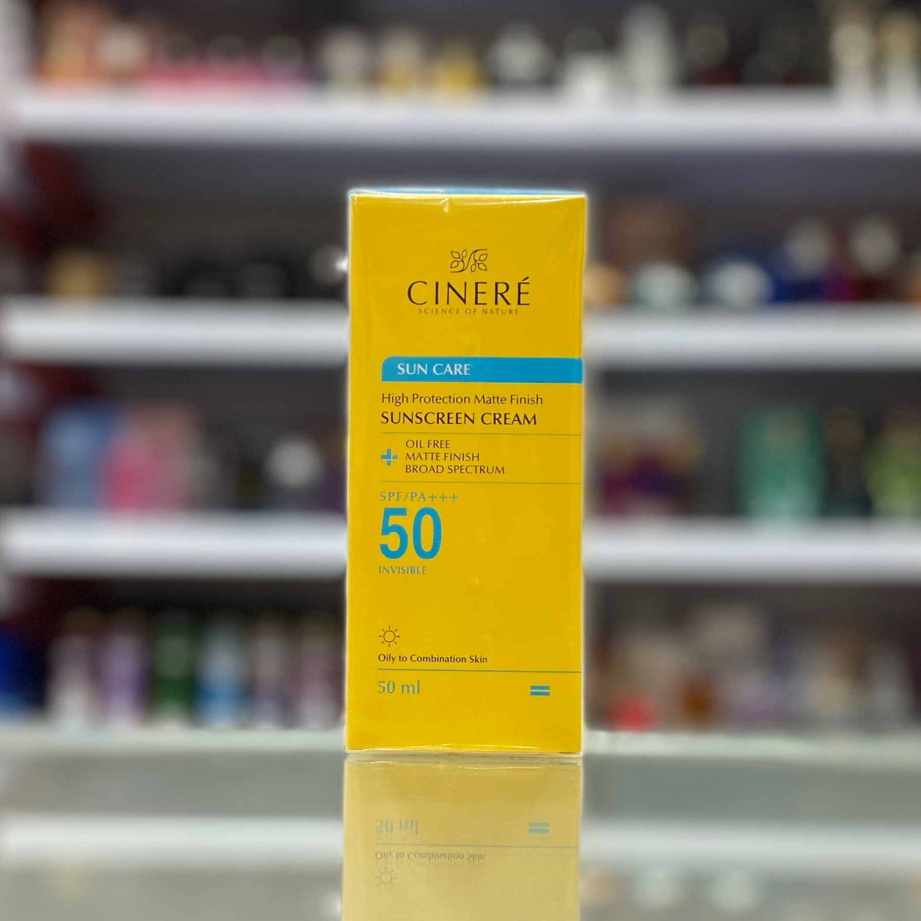 کرم ضدآفتاب سینره مناسب پوست چرب و مختلط SPF50