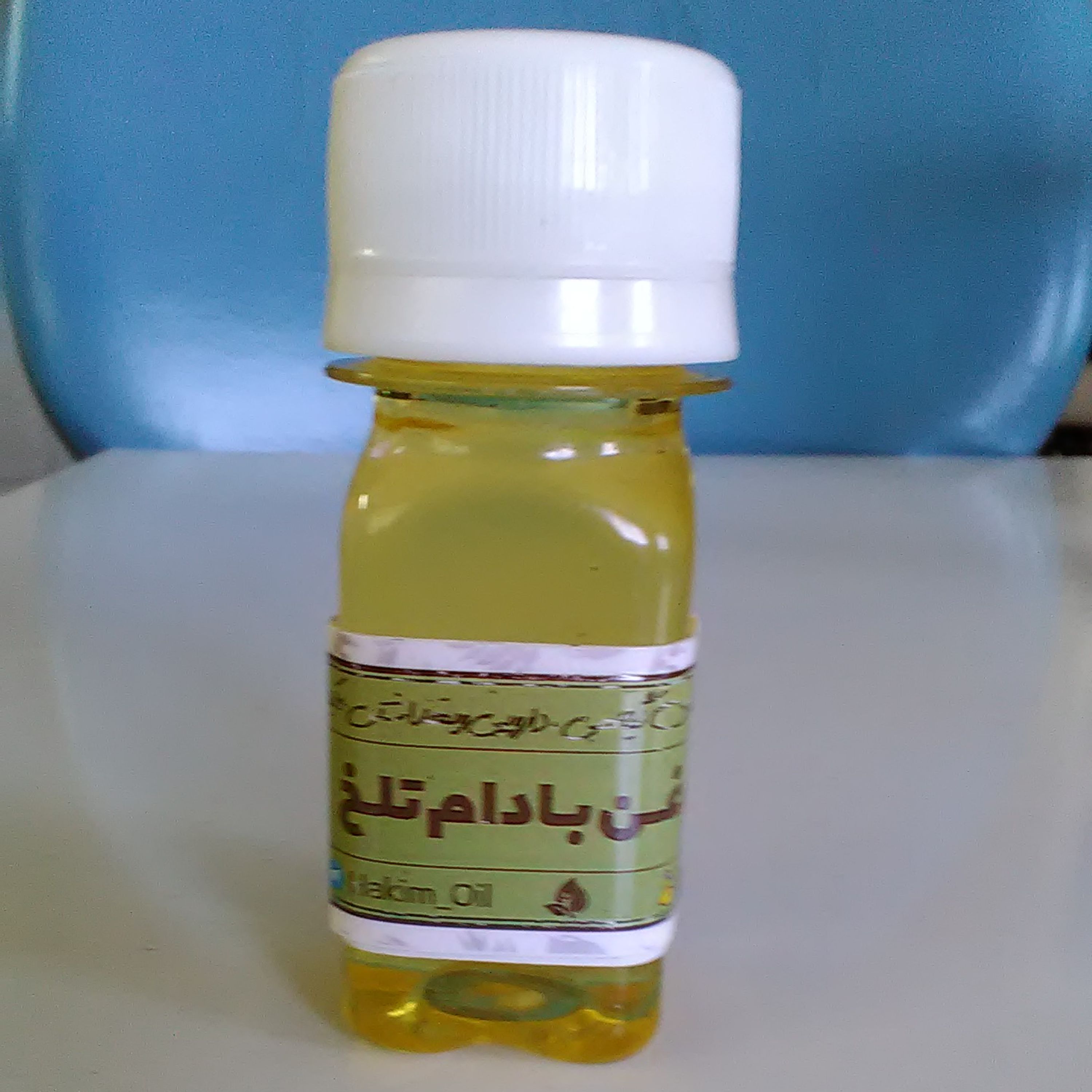 روغن بادام تلخ حکیم (30cc )